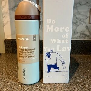 Owala Calm waters Freesip 24oz bottle Brand New bottle